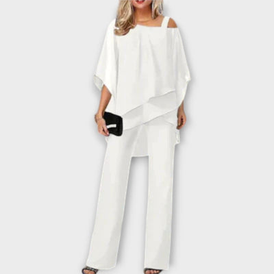 Adrienn | Selyemruha Estére