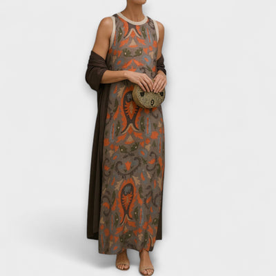 Antónia – Elegáns hosszú ruha hozzáillő kabáttal