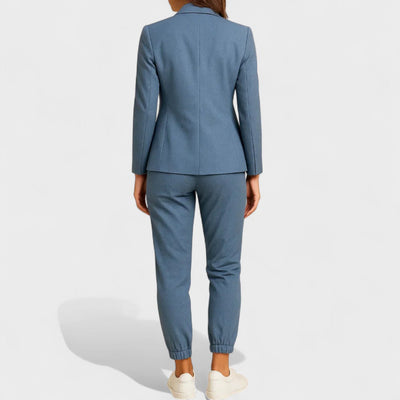 Emília - Elegáns szett kabáttal és nadrággal